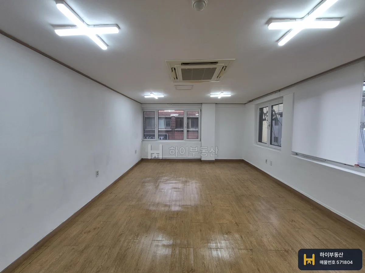사무실 매물 사진 1